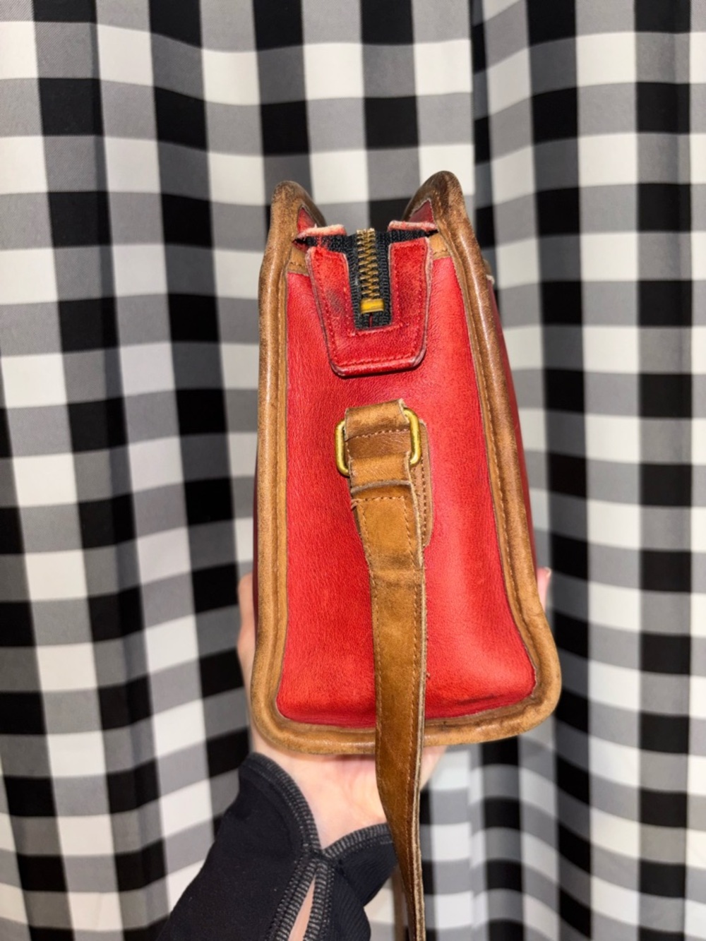 Coach 1980s Red Swagger Spectator Bag Made in USA 0472-044 - Picture 5 of 8